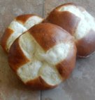 BUN HAMBURGER PRETZEL SLCD    6/8PK